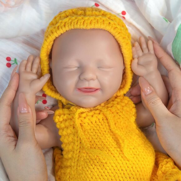 16 inch Realistic Full Silicone Baby Doll Girl Eye Closed Lifelike Reborn Girl - Picture 5 of 7